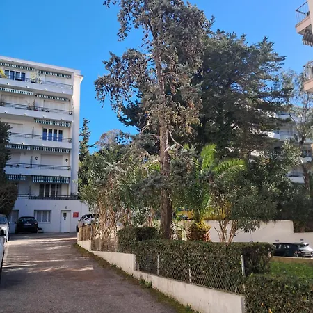 Apartamento 4 Personnes Situe A 2 Pas De La Croisette Et Des Plages