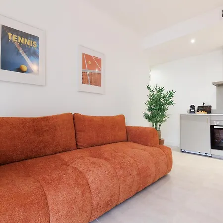 4 Personnes Situe A 2 Pas De La Croisette Et Des Plages Apartamento Cannes